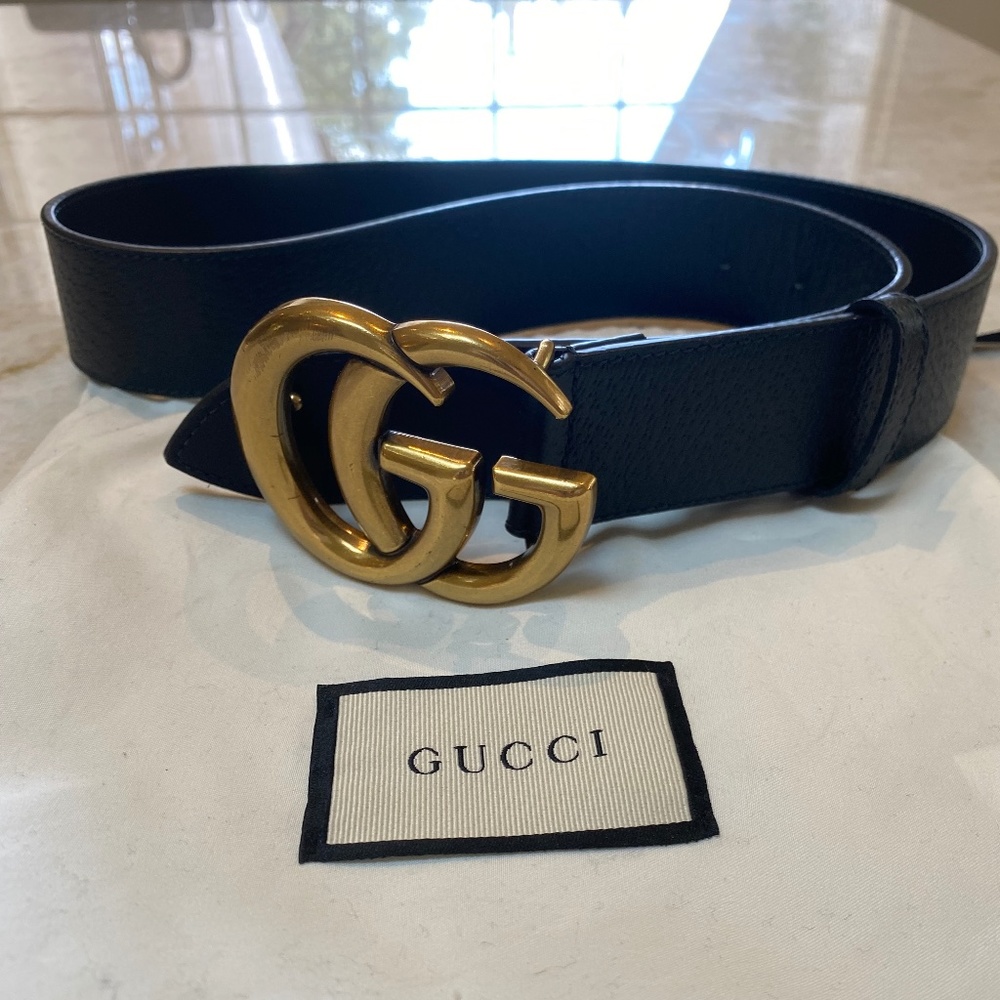 CLASSIC BLACK LEATHER GUCCI BELT